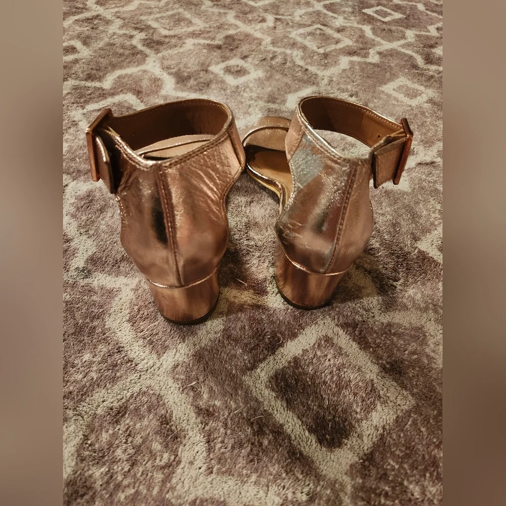 Carvela Kurt Geiger Rose Gold 2.5 Inch Strappy Block Heels Buckle Closure Sz 37 - Picture 7 of 11